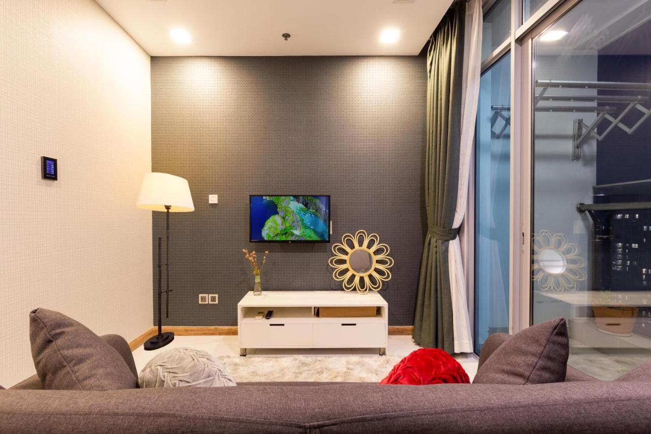 Apartment Vinhome Park *