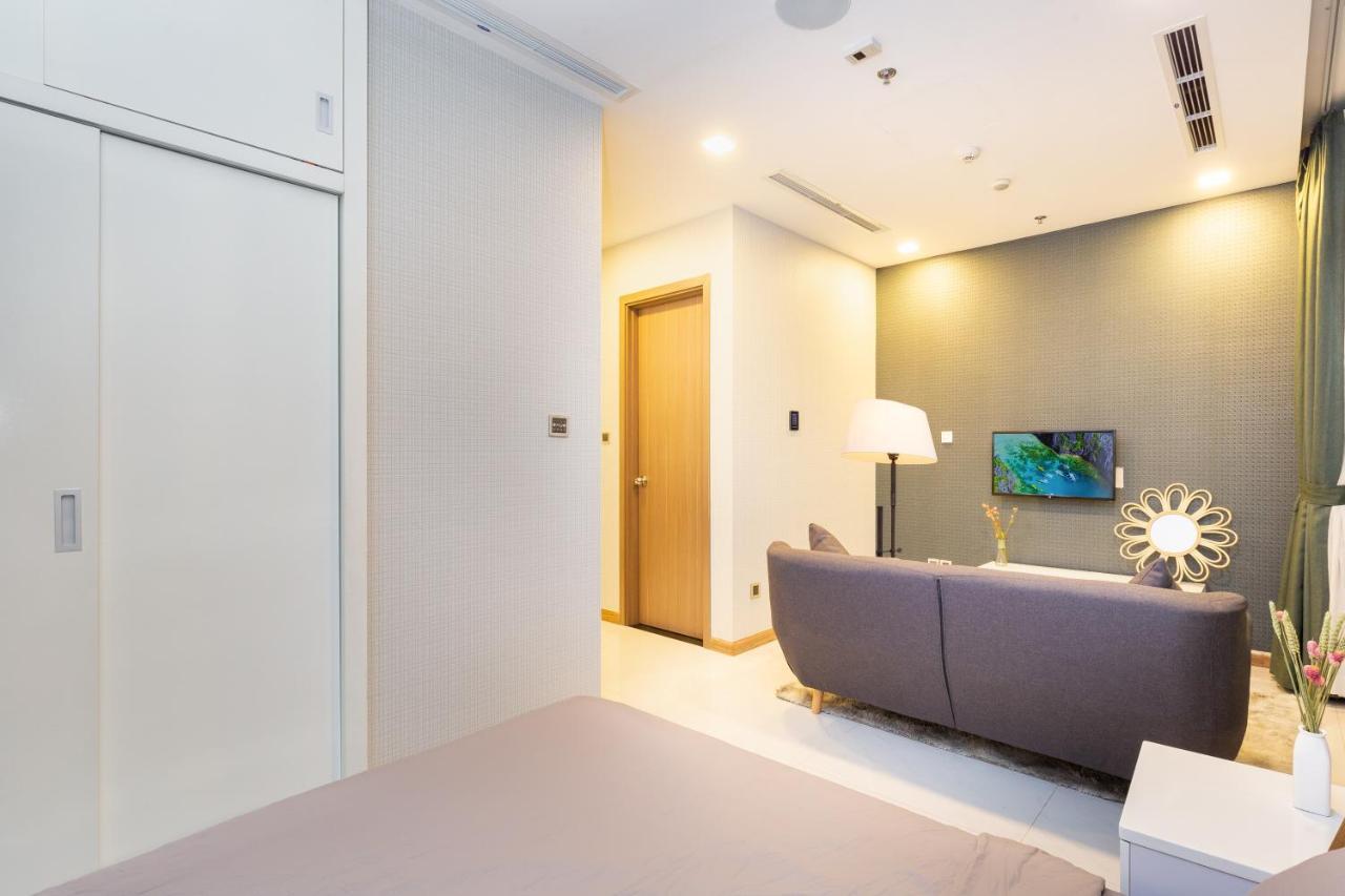 Apartment Vinhome Park *