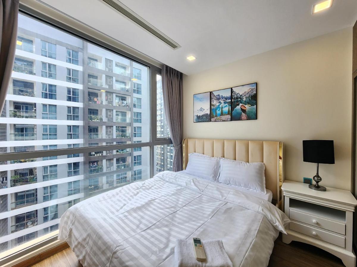 Apartment Vinhome Park *
