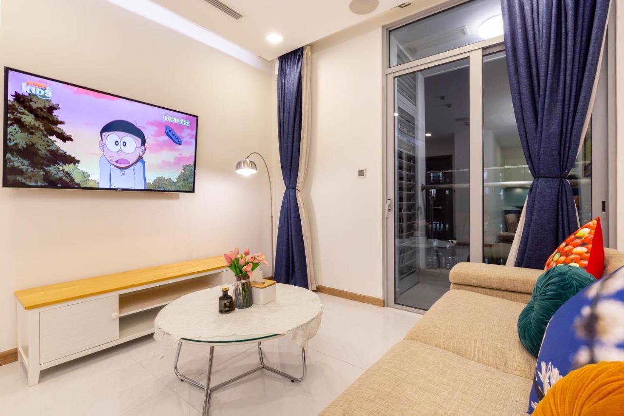 Apartment Vinhome Park *
